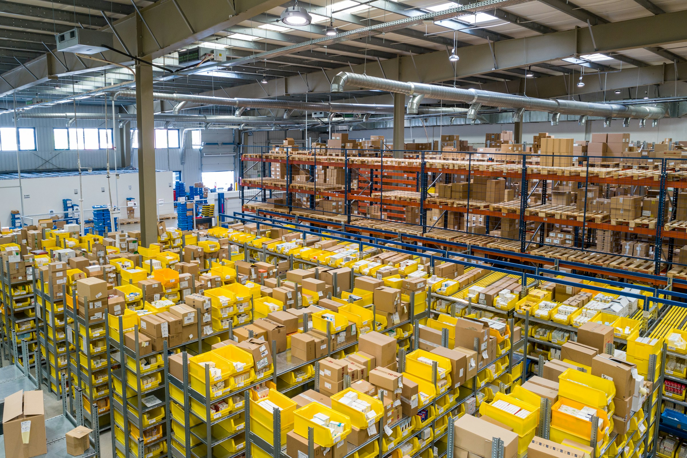 Illustrative warehouse and logistics environment